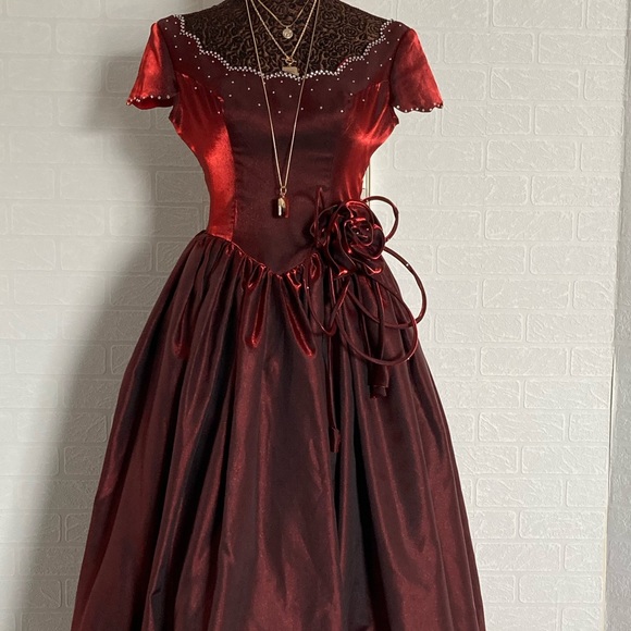 Elegant Cognac (dark orange) vintage look dress - Picture 16 of 16